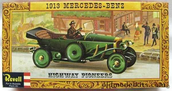 Revell 1/32 1913 Mercedes-Benz - Highway Pioneers, H54-98 plastic model kit